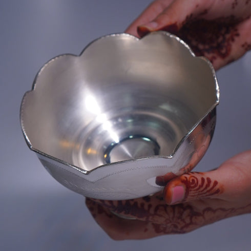 Pure Silver Bowl With Stand Base 129g