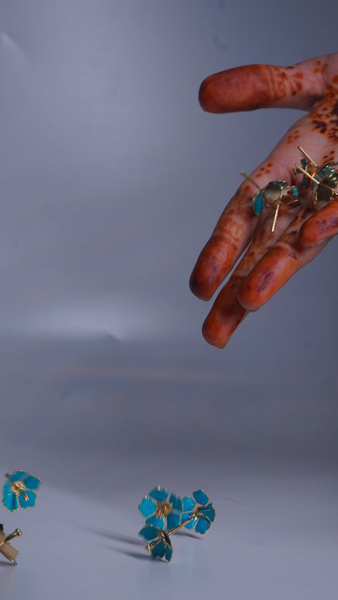 Pure Silver Enamel Blue Color Flowers 18G (Pack Of 10)