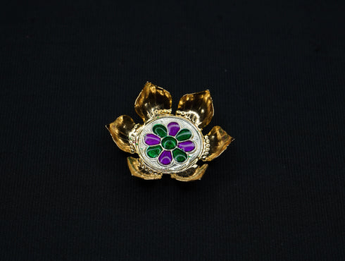 Gold Coated Lotus Stand In Pure Silver 6.83g