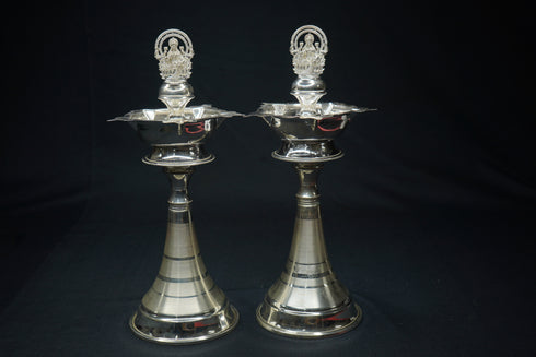 Pure Silver Laxmi Small Fancy Pair Diya 280g