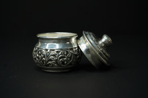 Pure Silver Antique Silver Kumkum Box 77.70 grams