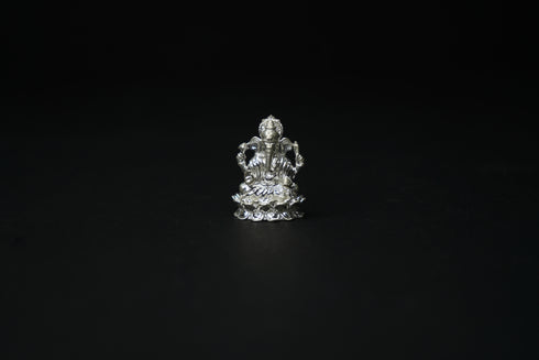 Pure Silver Siddhi Vinayaka Idol 33.74 grams