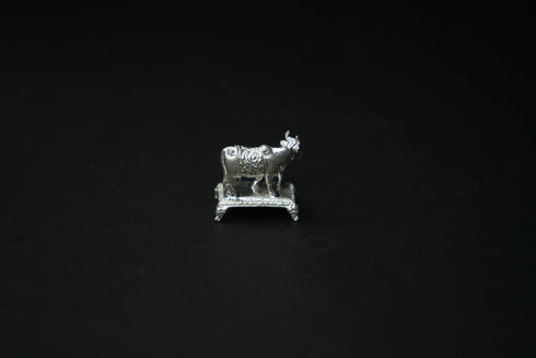 Pure Silver Cow With Calf Idol 26.89 grams