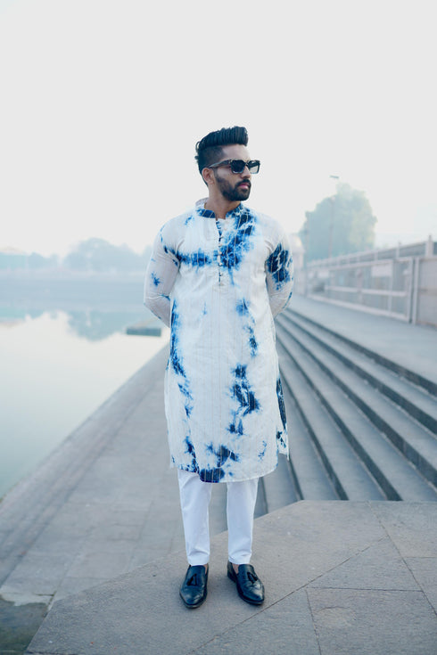 Kzari Nila-Wala Safed Chanderi Silk Tie & Dye Kurta