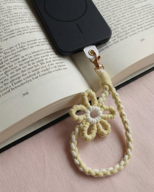 Ecoright Posy Crochet Phone Charm