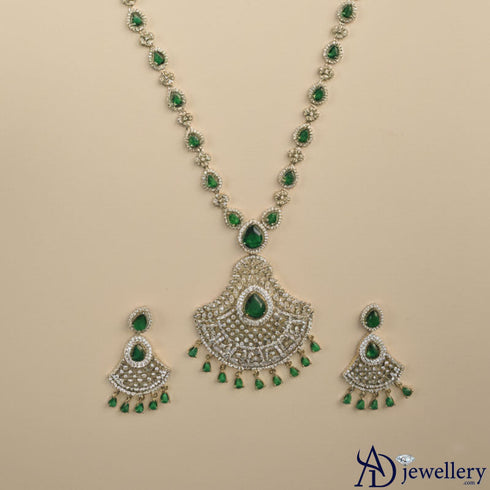 Emerald Necklace Set