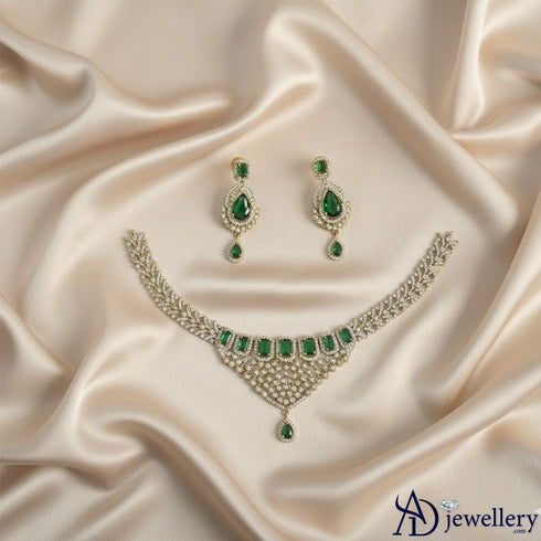 Emerald Collar Necklace Set