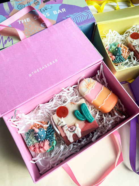 The Sass Bar Llama Desert Box