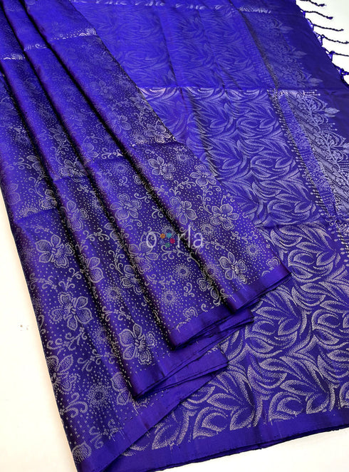 Prakruthi Ezhil Violet Pure Silver Zari with Sleeve Work Handloom Soft Silk Saree