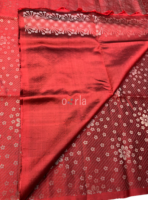 Prakruthi Ezhil Reddish Maroon Pure Silver Zari with Sleeve Work Handloom Soft Silk Saree