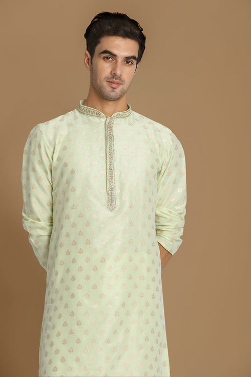 Manyavar Pastel Green Self Leaf Motif Kurta Set