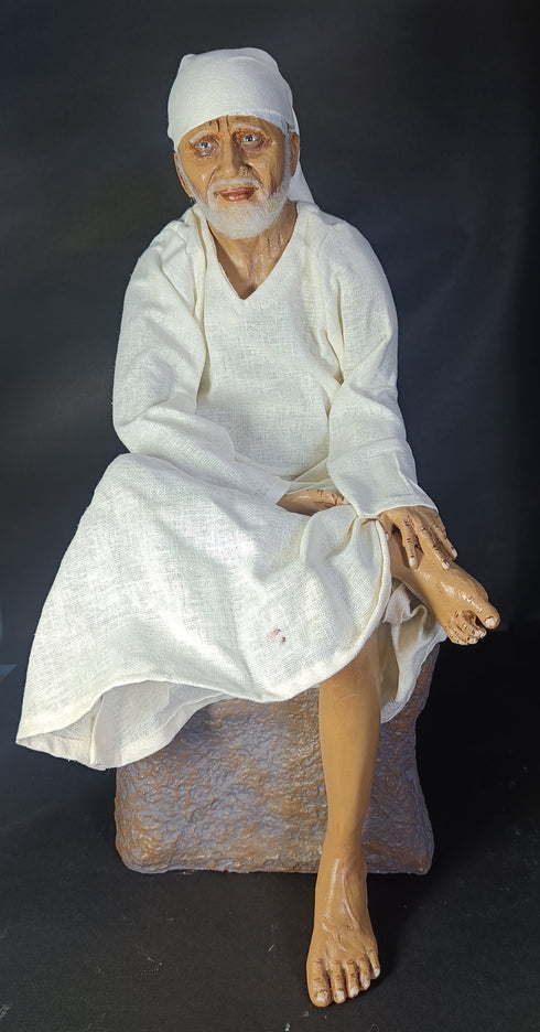 Sai Baba Murthi Sitting On Rock