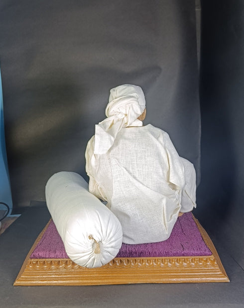 Sai Murti in Sitting pose