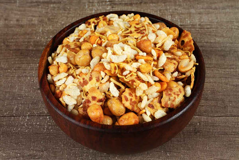 Neelam Foodland Rajwaadi Bhel