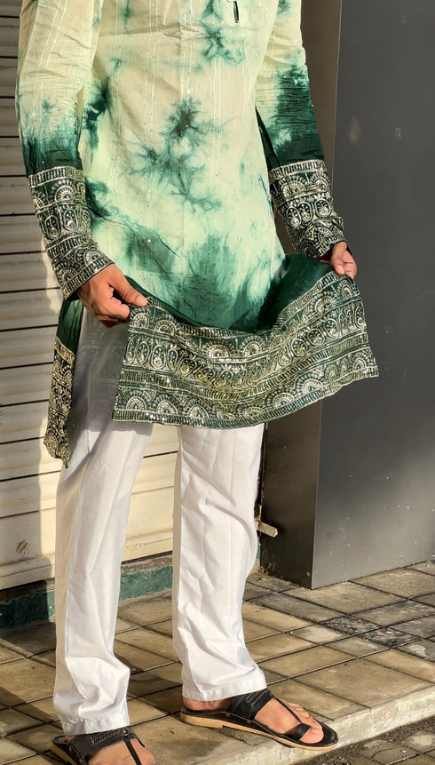 Kzari Handcrafted Green Tie & Dye Kurta with Exquisite Borders
