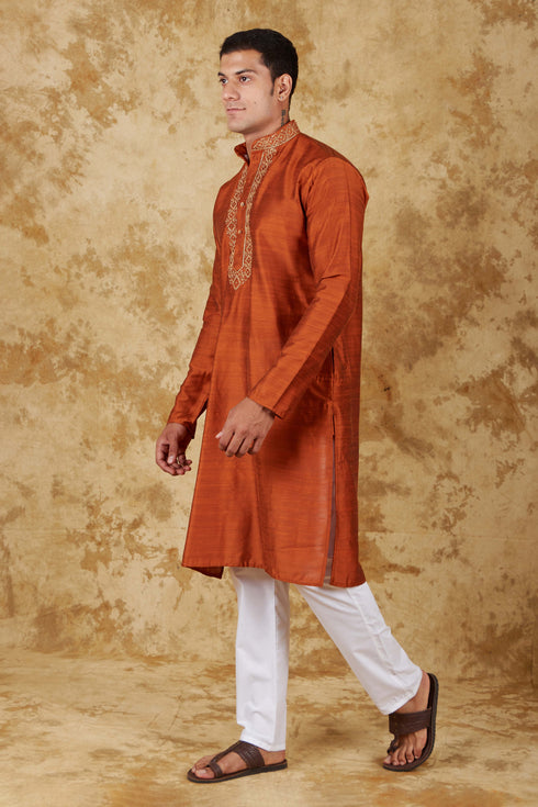 Veshbhoshaa Bluesaanchi Royal Elegance Tawny Handloom Embroidery Kurta Set