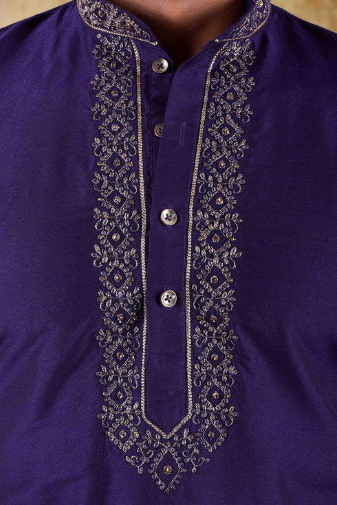 Veshbhoshaa Bluesaanchi Royal Elegance Space Blue Handloom Embroidery Kurta Set