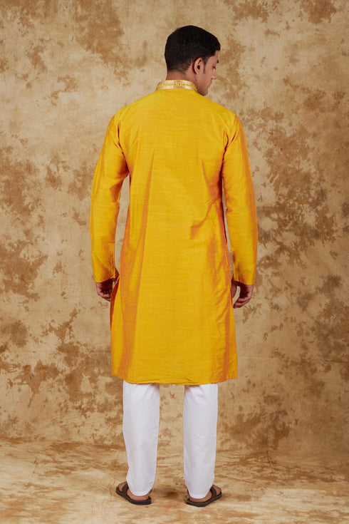 Veshbhoshaa Bluesaanchi Mirror Magic Yellow Men'S Kurta Set