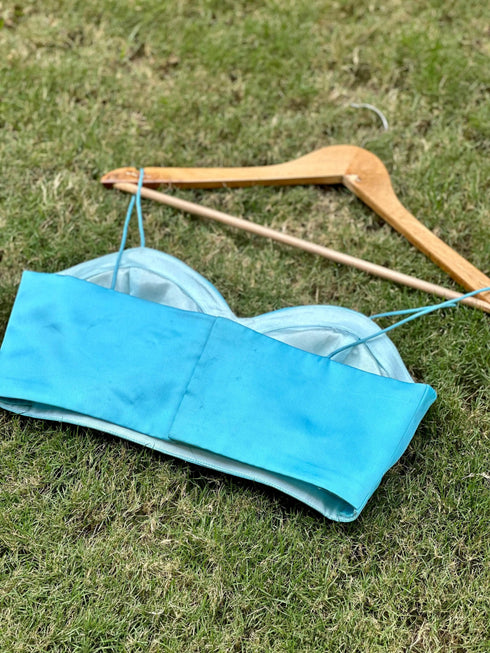 Vasthrlay Blue Satin Georgette Plain Saree