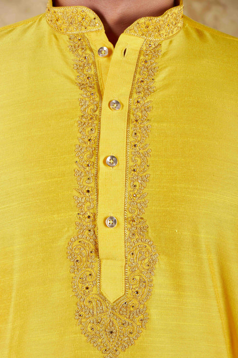 Veshbhoshaa Bluesaanchi Sunshine: Handwoven Embroidered Kurta Set Maize Yellow
