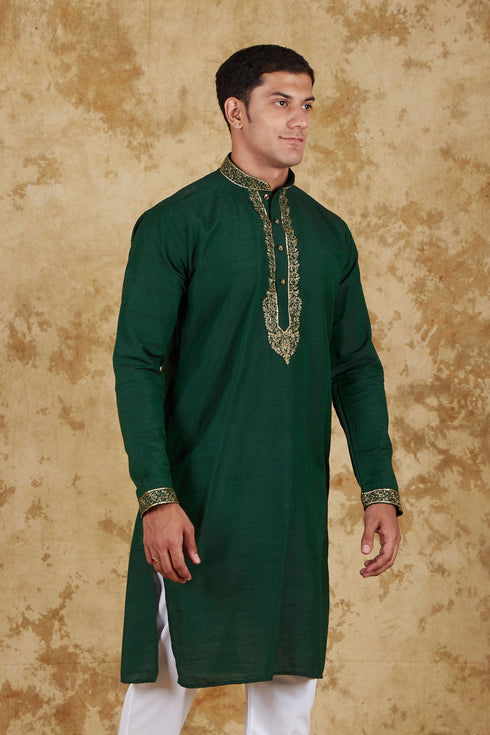 Veshbhoshaa Bluesaanchi Sunshine: Handwoven Embroidered Kurta Set Castleton Green