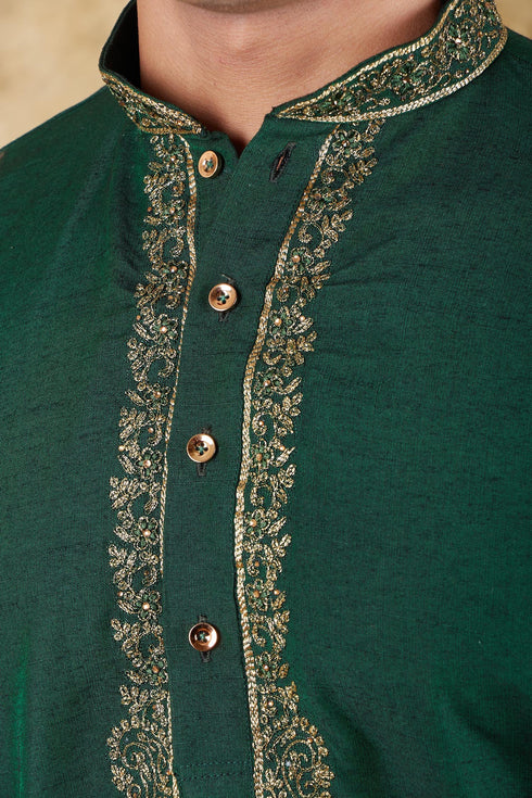 Veshbhoshaa Bluesaanchi Sunshine: Handwoven Embroidered Kurta Set Castleton Green