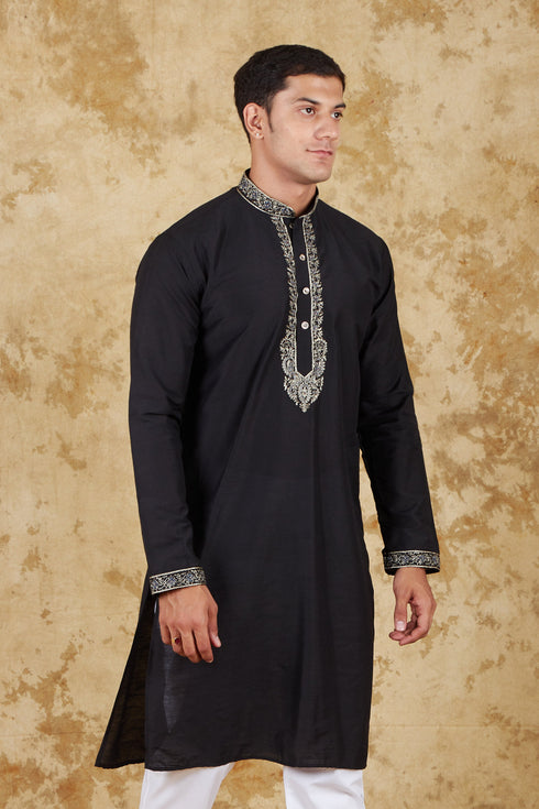 Veshbhoshaa Bluesaanchi Sunshine: Handwoven Embroidered Kurta Set Royal Black