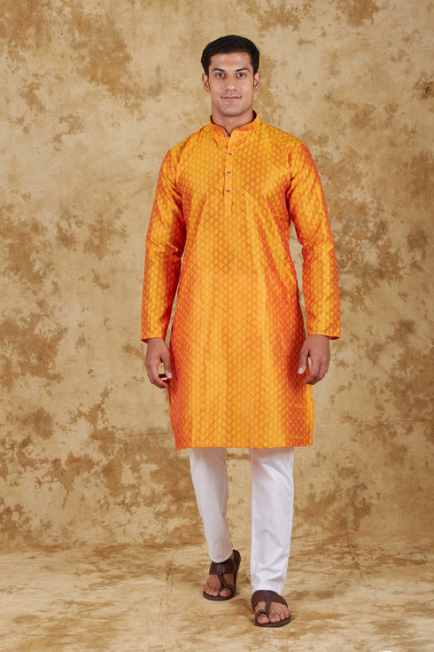 Veshbhoshaa Bluesaanchi Banarsi Silk Orange Kurta Set