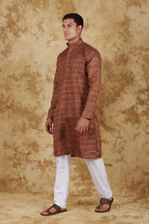 Veshbhoshaa Bluesaanchi Dark Brown Textured Men'S Kurta Set