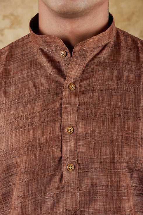 Veshbhoshaa Bluesaanchi Dark Brown Textured Men'S Kurta Set