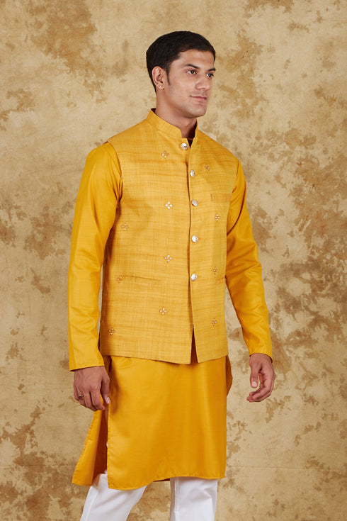 Veshbhoshaa Bluesaanchi Yellow Waistcoat Set