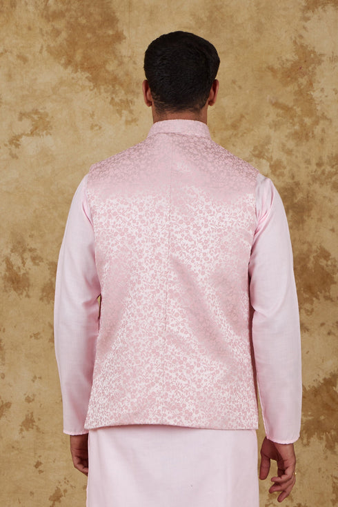 Veshbhoshaa Bluesaanchi Men'S Jacquard Pink Waistcoat
