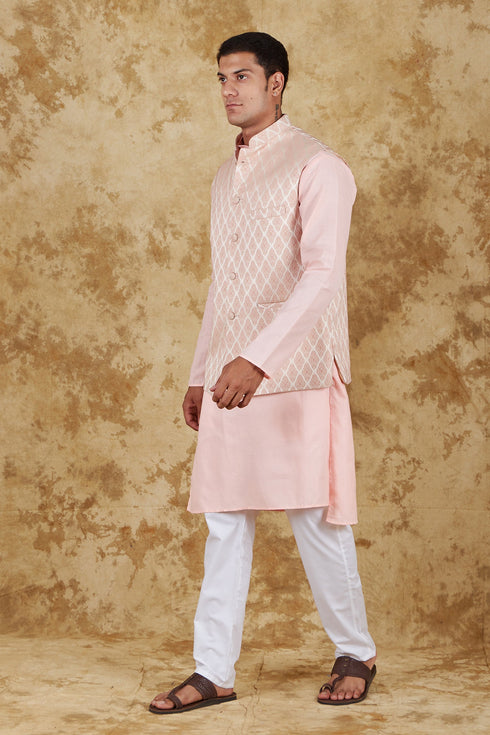 Veshbhoshaa Bluesaanchi Pink Jacquard Waistcoat Set