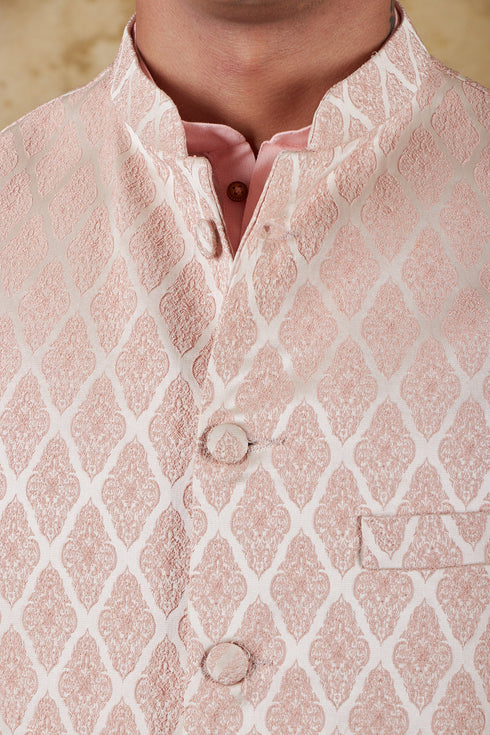 Veshbhoshaa Bluesaanchi Men'S Jacquard Light Peach Waistcoat
