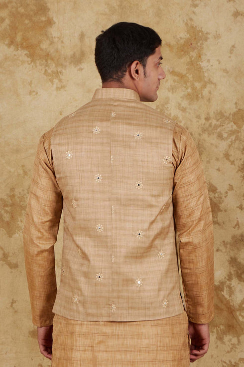 Veshbhoshaa Bluesaanchi Men'S Cotton Blend Khaki Mirror Embroidered Waistcoat