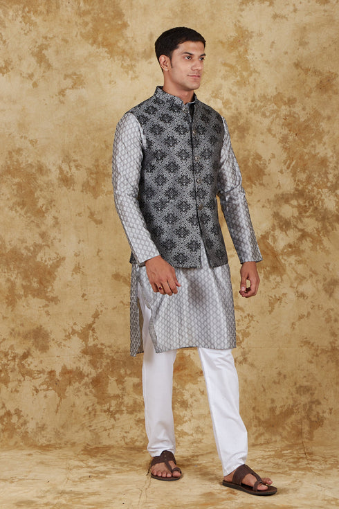 Veshbhoshaa Bluesaanchi Bond Grey Jacquard Waistcoat Set