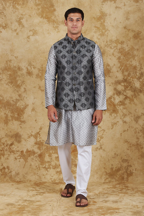 Veshbhoshaa Bluesaanchi Bond Grey Jacquard Waistcoat Set