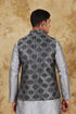 Veshbhoshaa Bluesaanchi Men'S Jacquard Grey Waistcoat