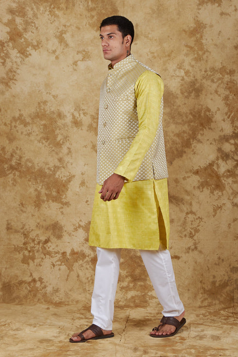 Veshbhoshaa Bluesaanchi Yellow Jacquard Waistcoat Set
