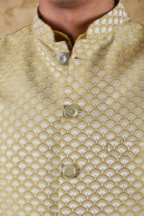 Veshbhoshaa Bluesaanchi Men'S Jacquard Yellow Waistcoat