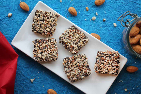 Neelam Foodland Almond Praline Caramel In Dark Chocolate Sweets