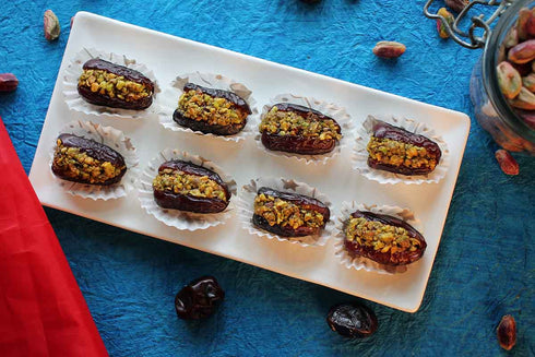 Neelam Foodland Pista Elaichi Dates Sweet