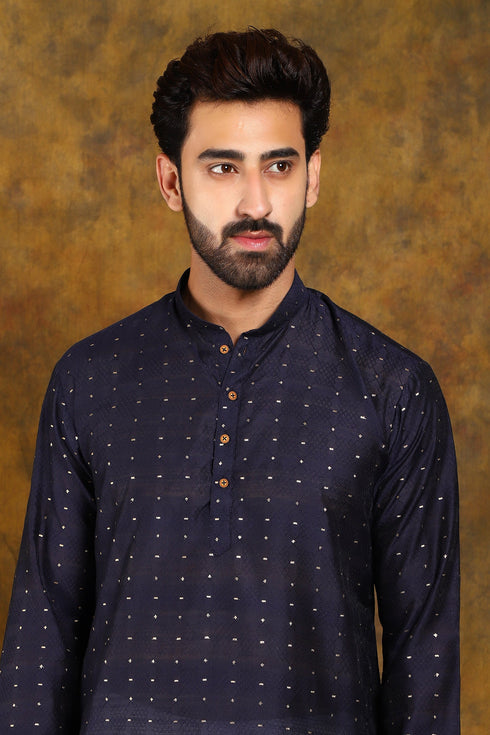 Veshbhoshaa Bluesaanchi Men'S Navy Blue Zari Embroidery Kurta Pyjama
