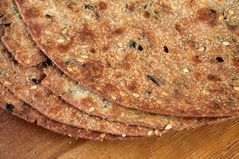 Neelam Foodland Dahi Bajra Methi Khakhra