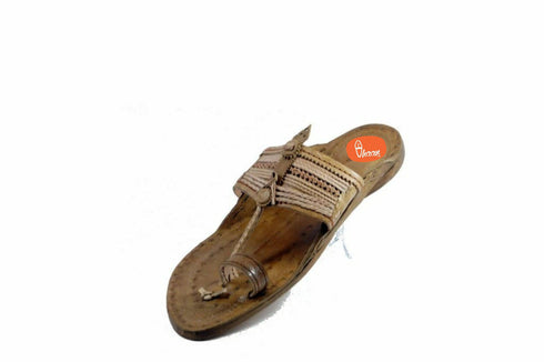 Vhaanfootwear Handcrafted Senapati Kapashi Kolhapuri Chappal for Men Pure Ethnic Design