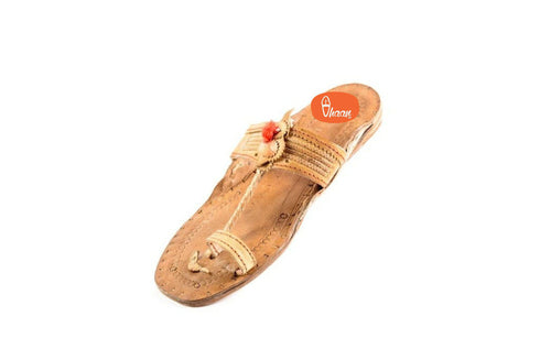 Vhaanfootwear Specially Handcrafted Ethnic Craft Moja Shape Red Gonda 4 Veni Belt Kolhapuri Chappal For Women