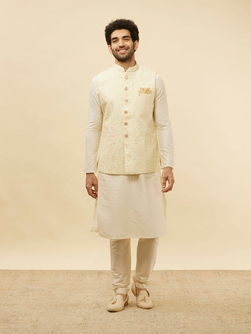Manyavar Cream Paisley Patterned Jacket