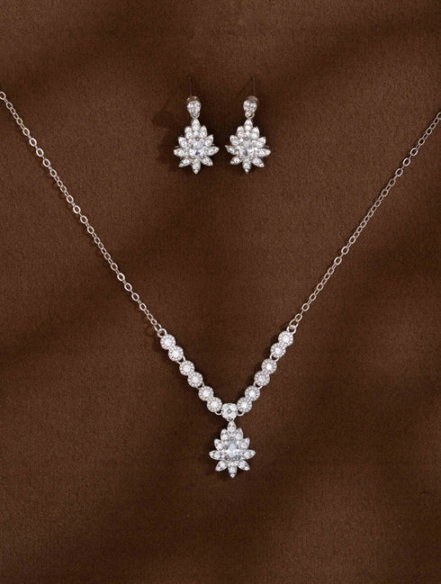 Zeraki Jewels Kyra Silver Necklace Set