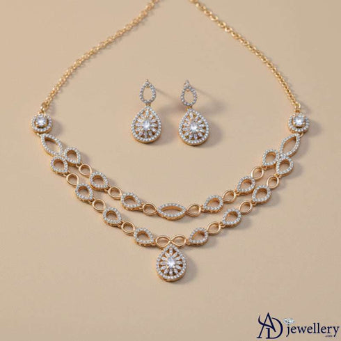 Lustrous Teardrop Elegance Necklace Set