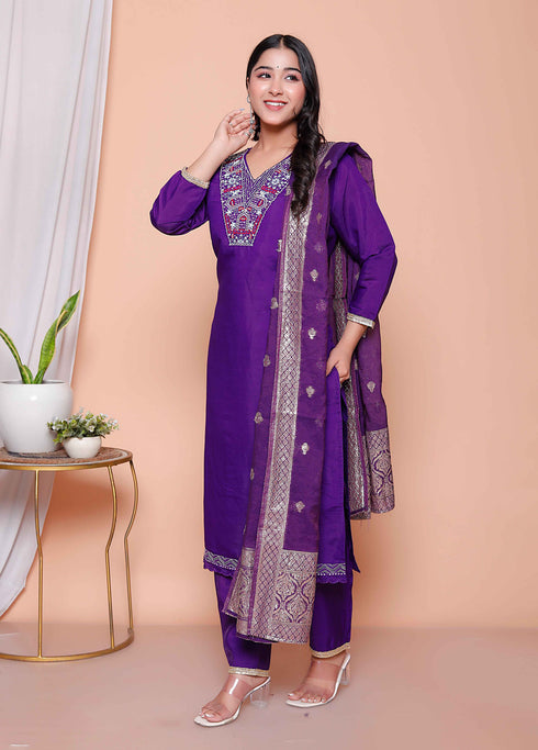 Miravan Womens Purple Muslin Stright kurta and palazzo with dupatta Suit set